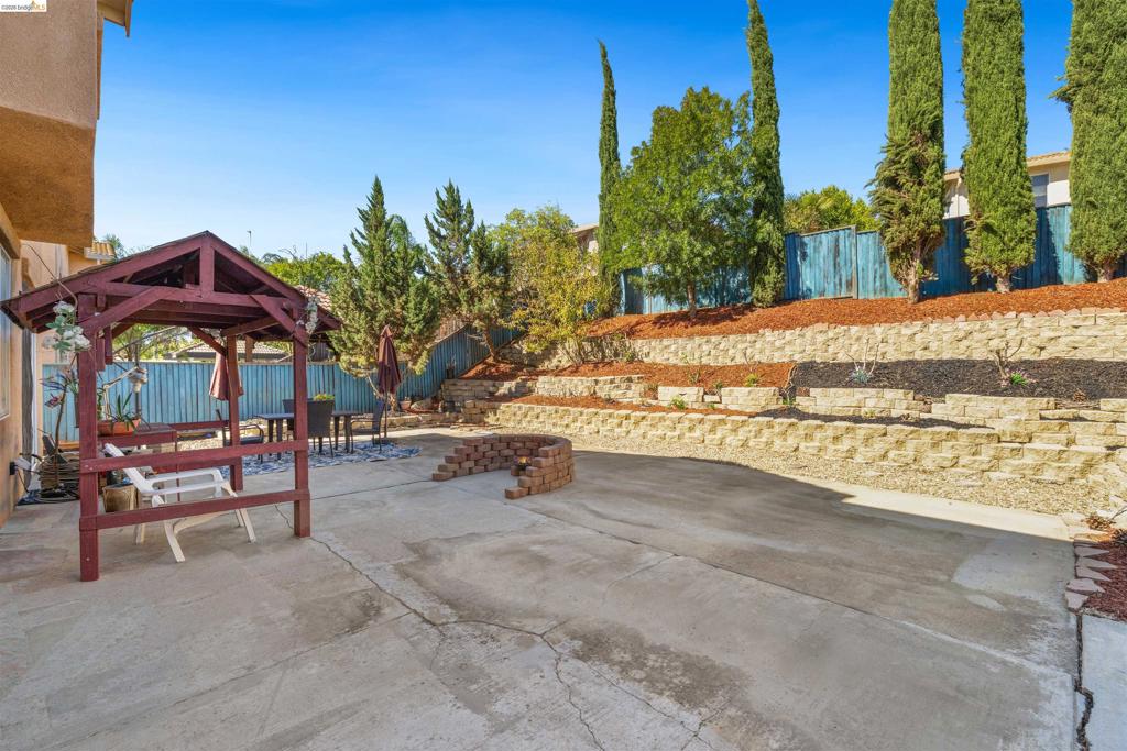 1842 Sanger Peak Way Property Photo 37