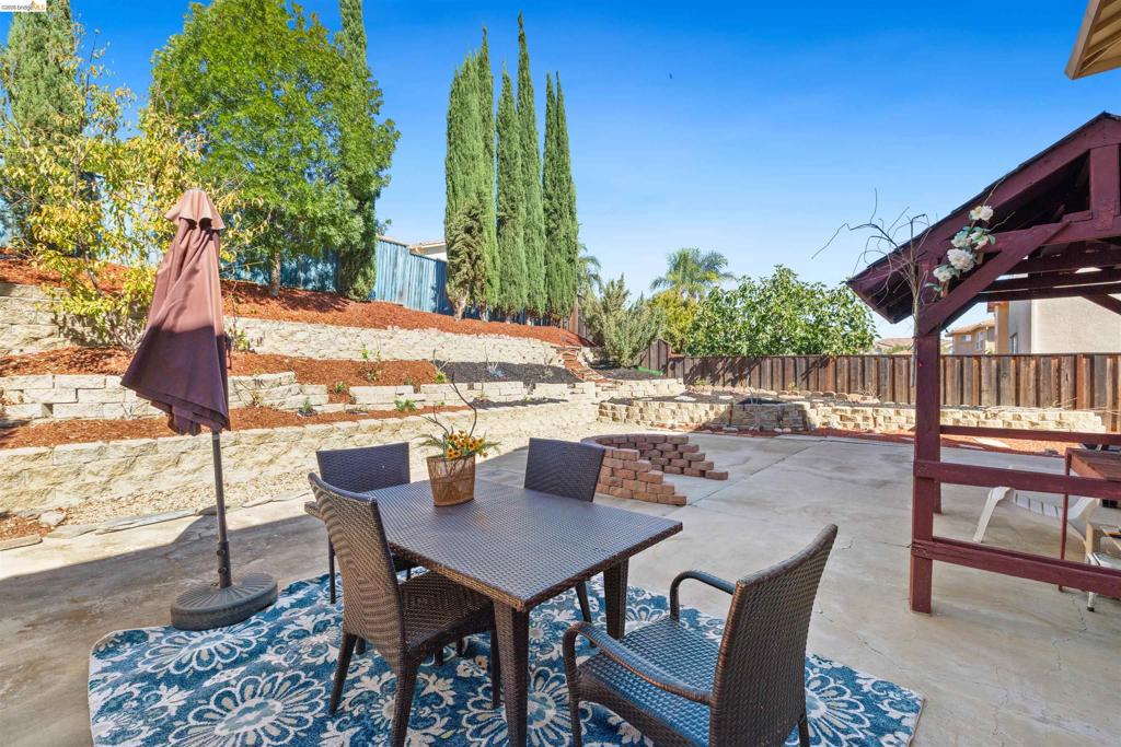 1842 Sanger Peak Way Property Photo 38