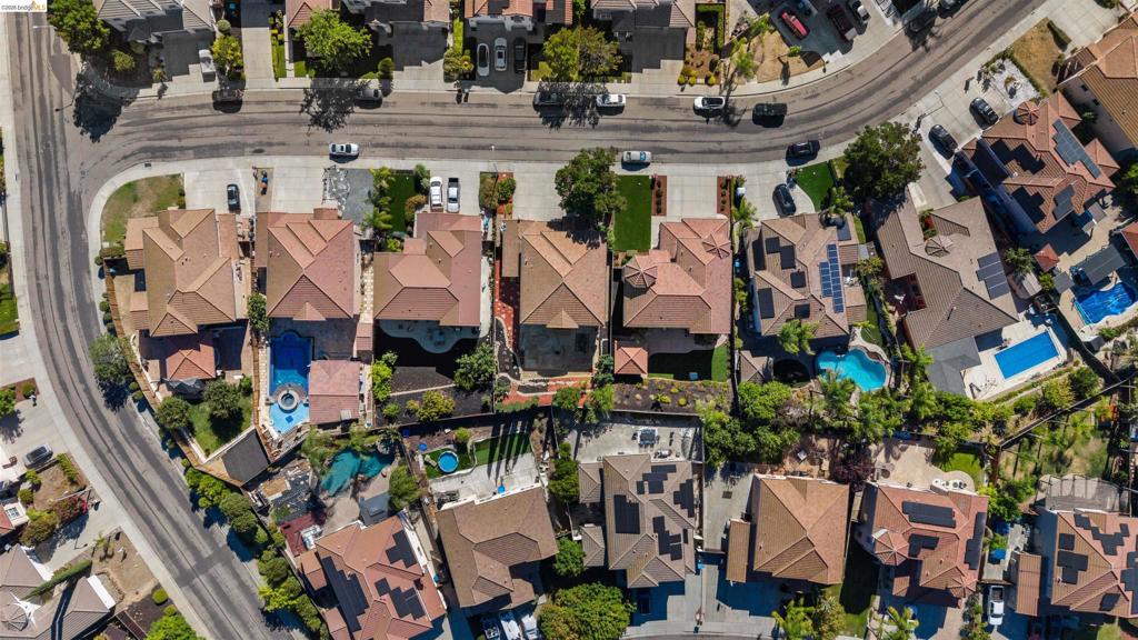 1842 Sanger Peak Way Property Photo 43