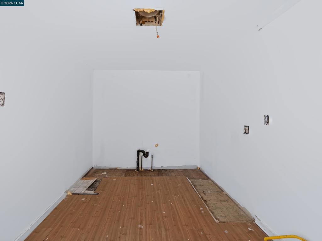 1259 David Ave Property Photo 5
