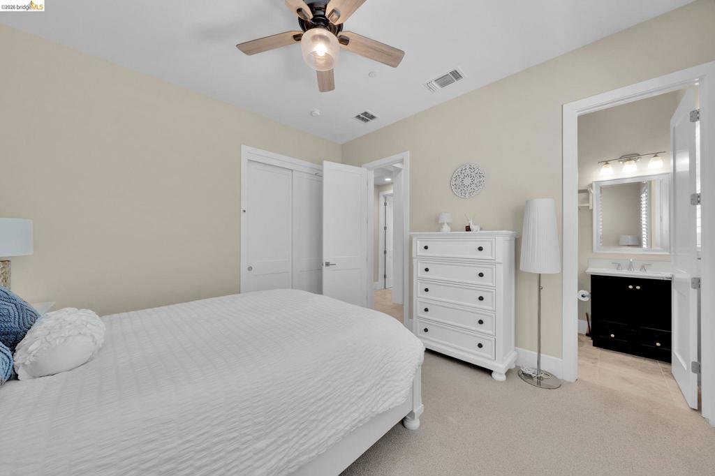 2277 Reserve Dr Property Photo 29