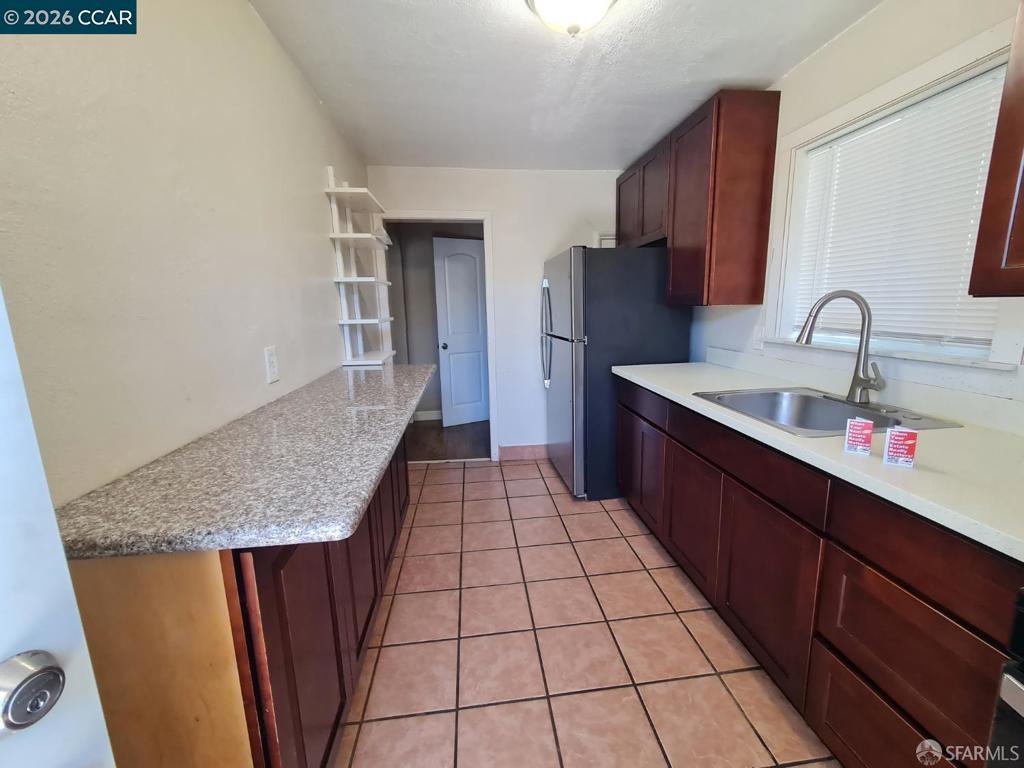 100 12th St Property Photo 5