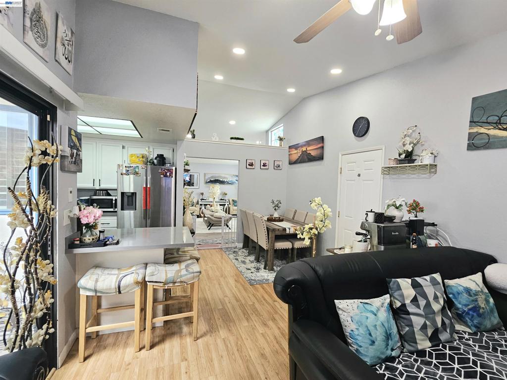 20 Dunes Way Property Photo 11