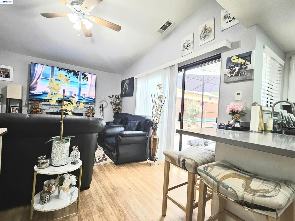 20 Dunes Way Property Photo 12