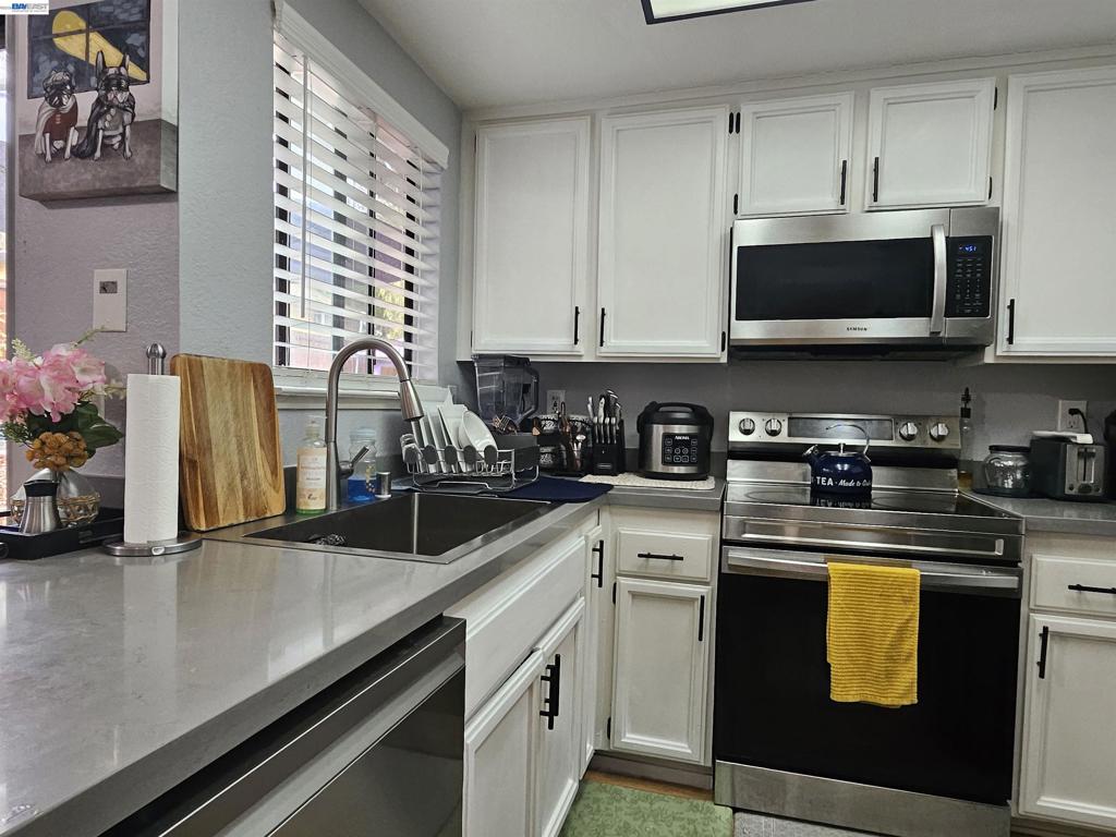 20 Dunes Way Property Photo 14