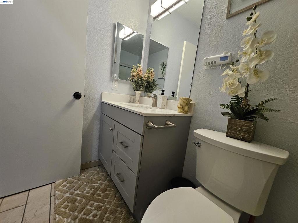 20 Dunes Way Property Photo 29