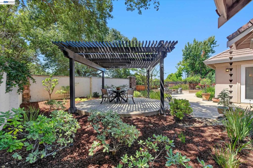 408 Cabonia Ct Property Photo 42