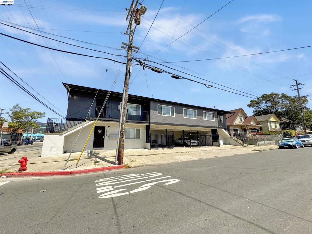 3502 Brookdale Ave Property Photo 1
