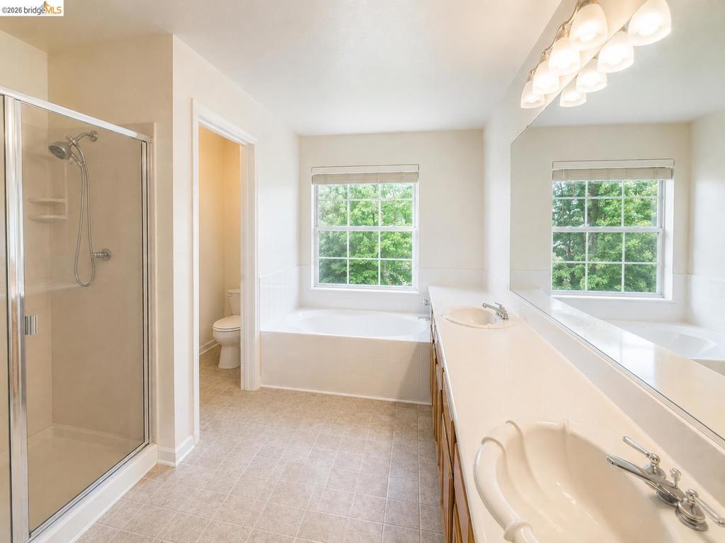20742 Walker Way Property Photo 17