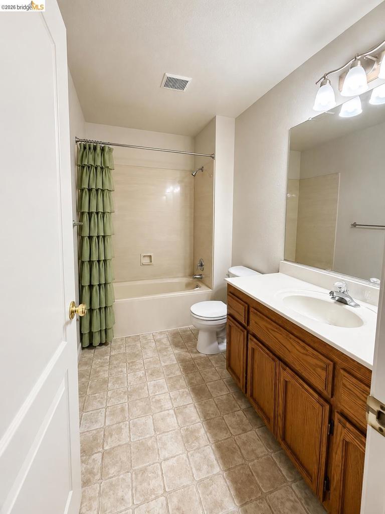 20742 Walker Way Property Photo 18