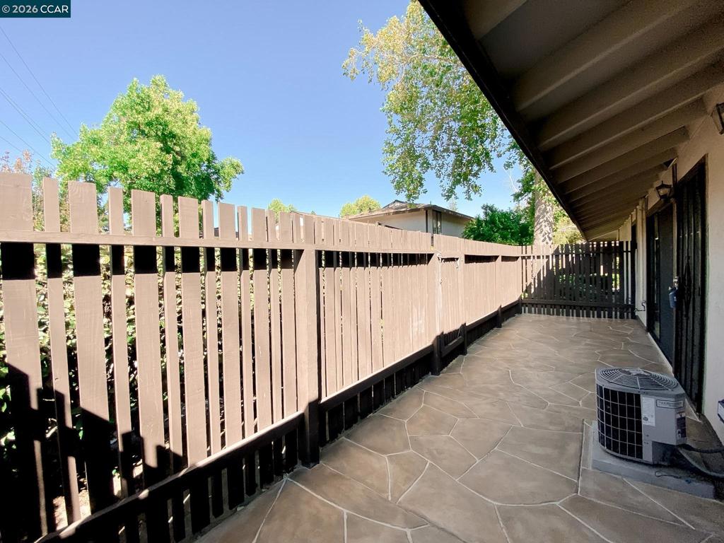 5457 Roundtree Pl J Property Photo 35