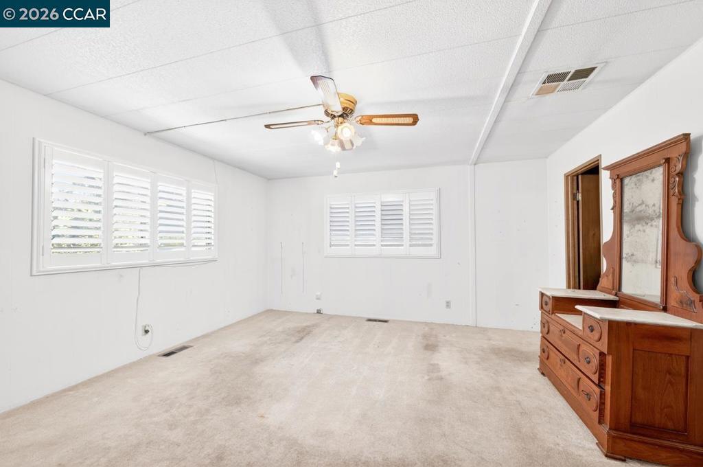 1201 Monument Blvd Property Photo 20