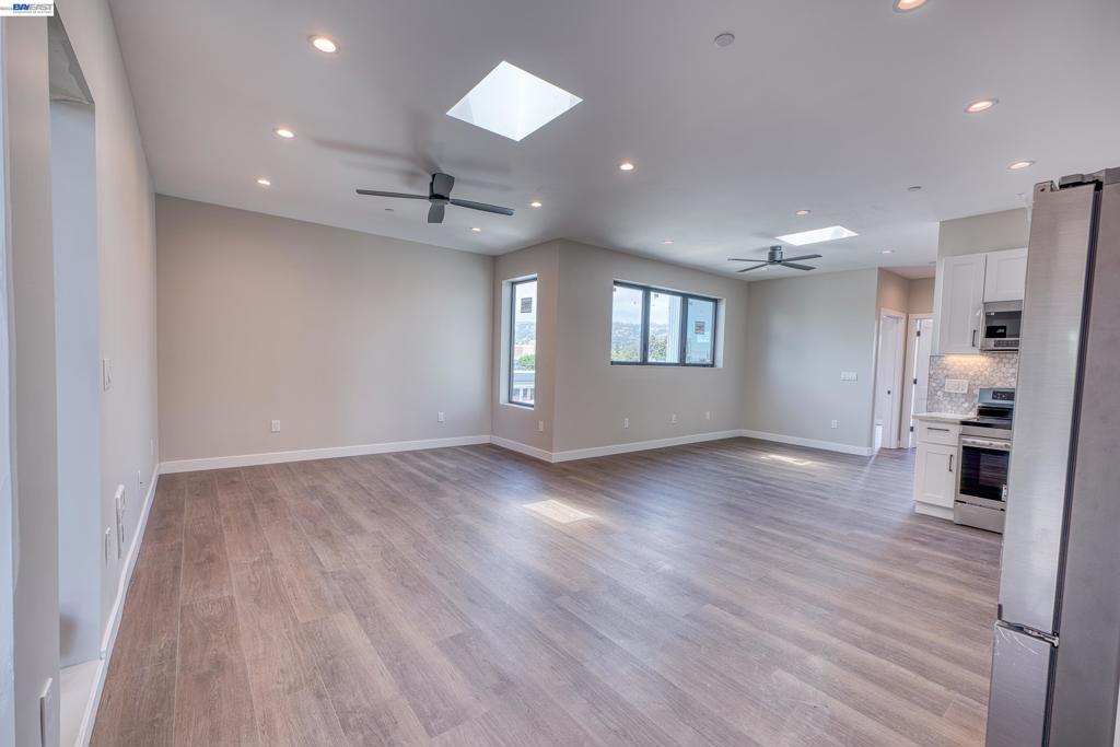 4202 Telegraph Ave Property Photo 4