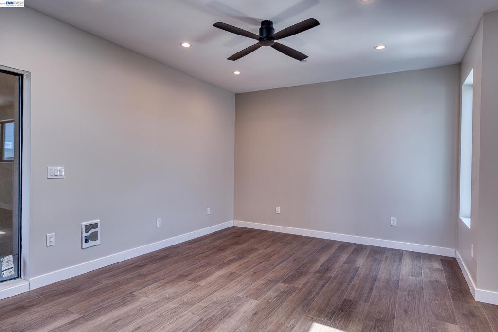 4202 Telegraph Ave Property Photo 9