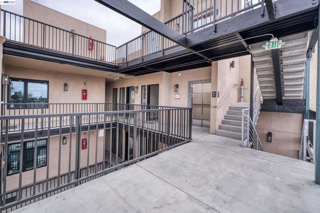 4202 Telegraph Ave Property Photo 17