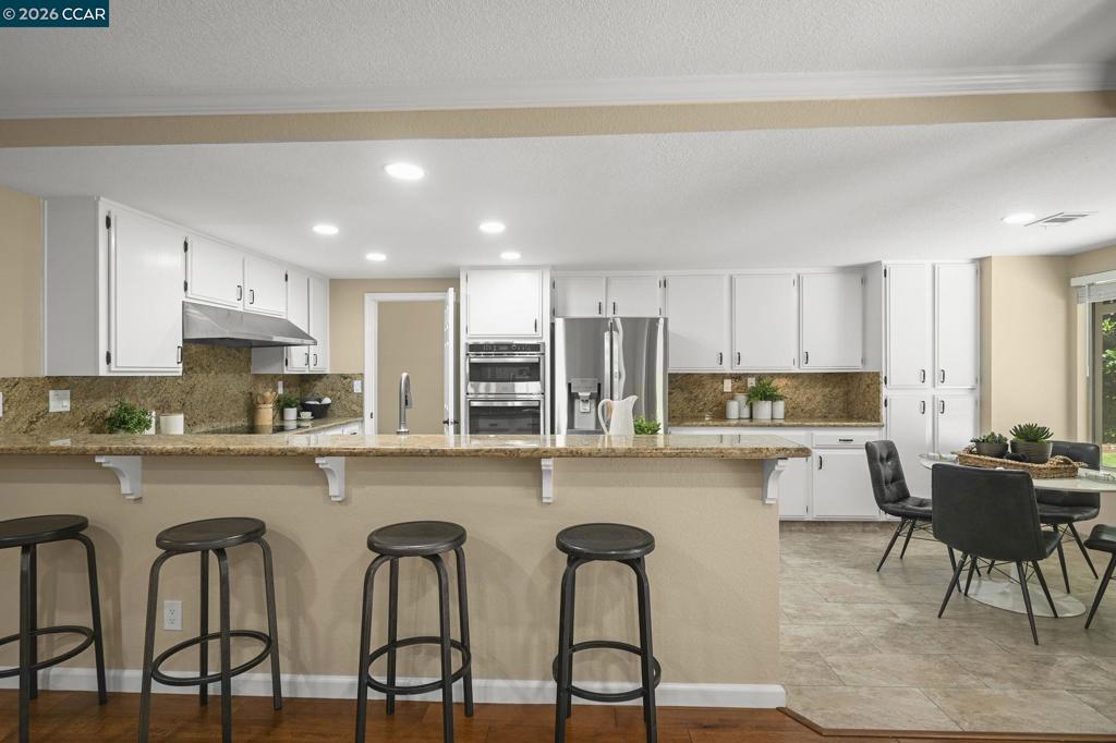 4200 Canyon Crest Rd. W. Property Photo 7