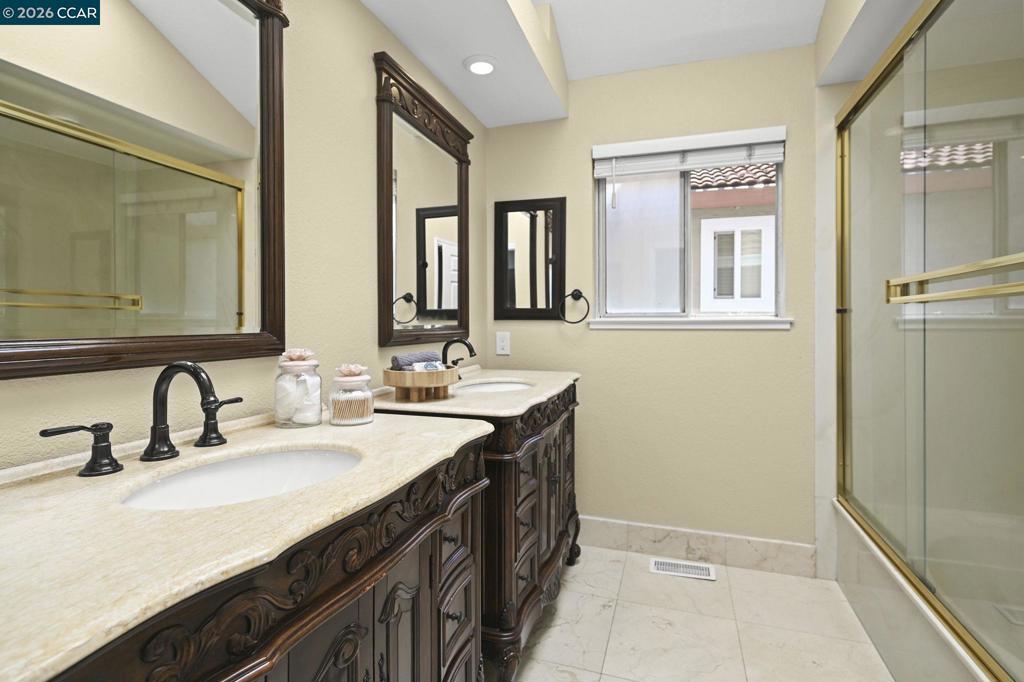 4200 Canyon Crest Rd. W. Property Photo 18