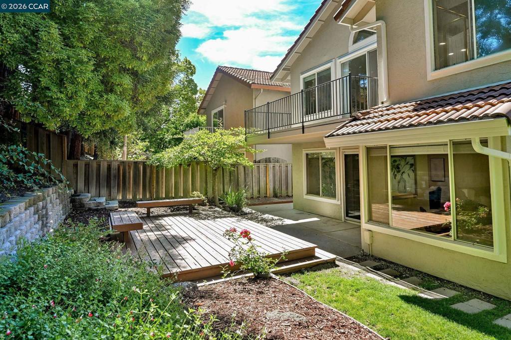 4200 Canyon Crest Rd. W. Property Photo 26
