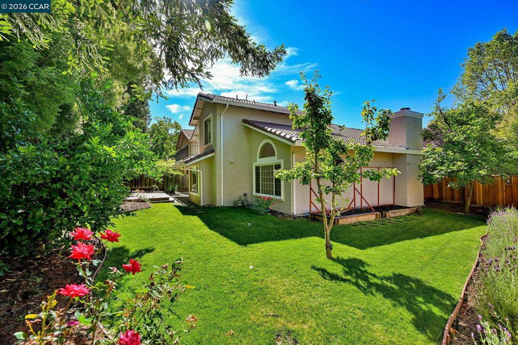 4200 Canyon Crest Rd. W. Property Photo 29