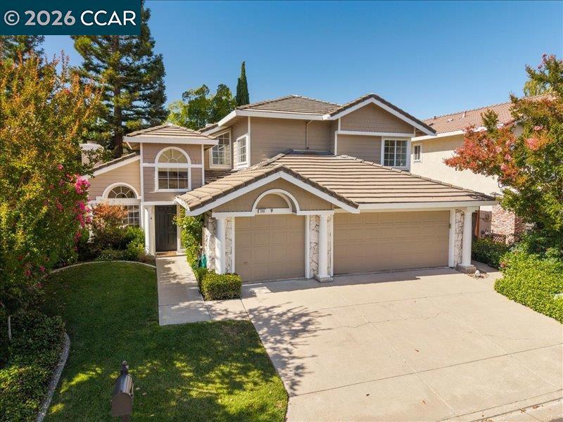 209 Walnut Creek Ct Property Photo 1