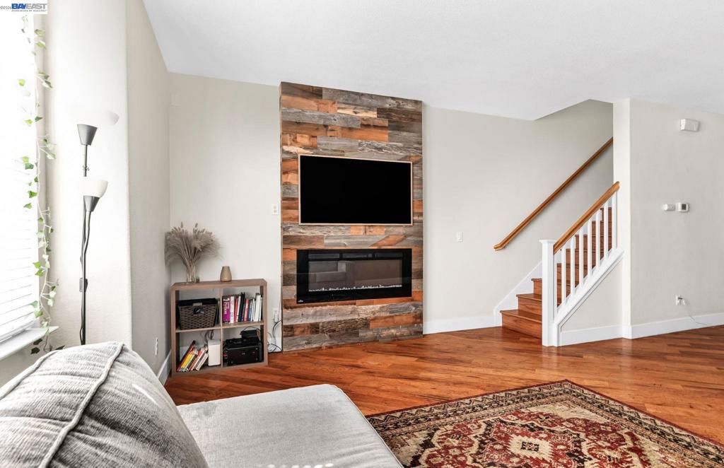6003 Old Quarry Loop Property Photo 6