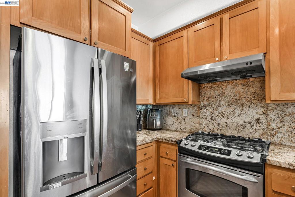 6003 Old Quarry Loop Property Photo 10