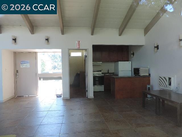 2091 Ascot Dr. 130 Property Photo 46