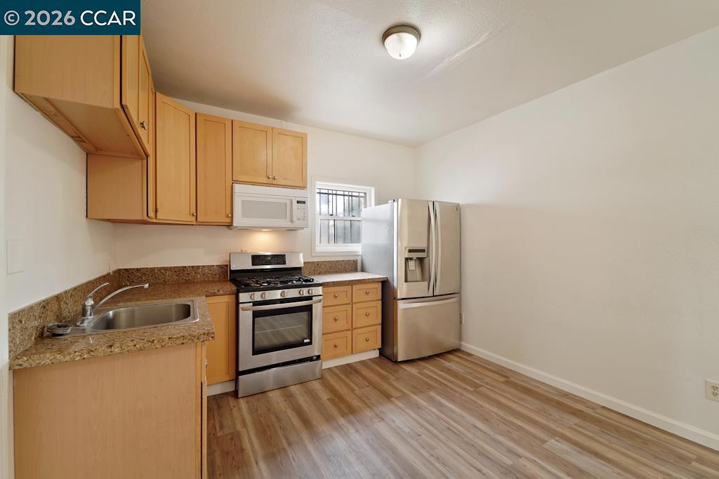 400 Bissell Ave Property Photo 3