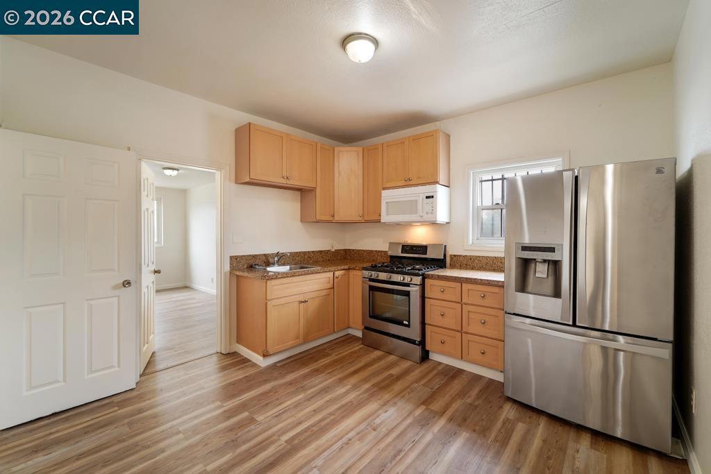 400 Bissell Ave Property Photo 4