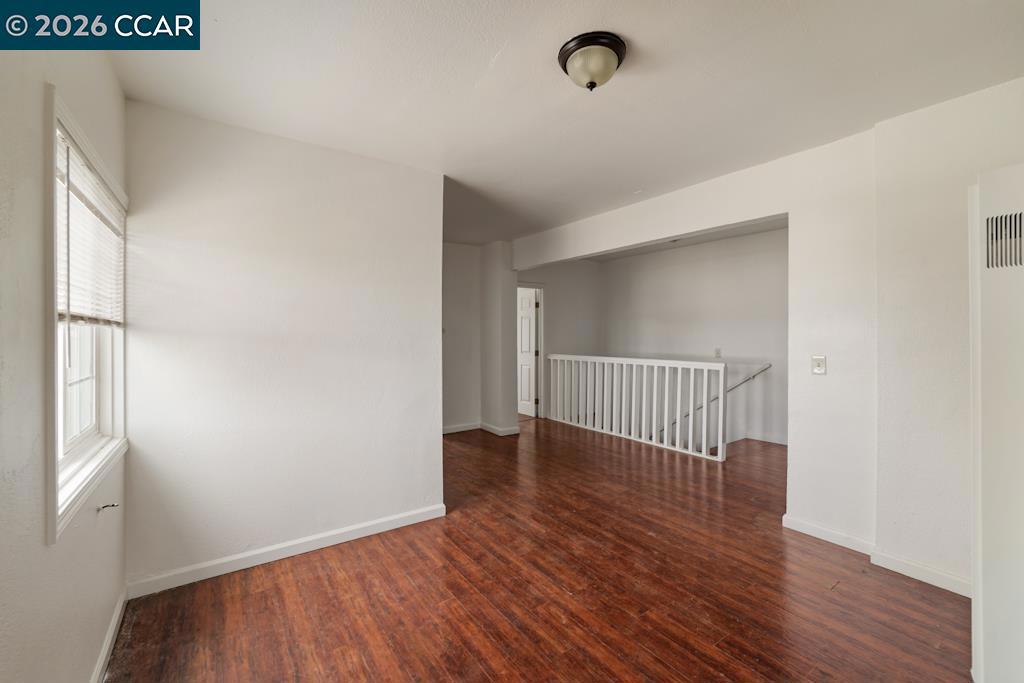 400 Bissell Ave Property Photo 11