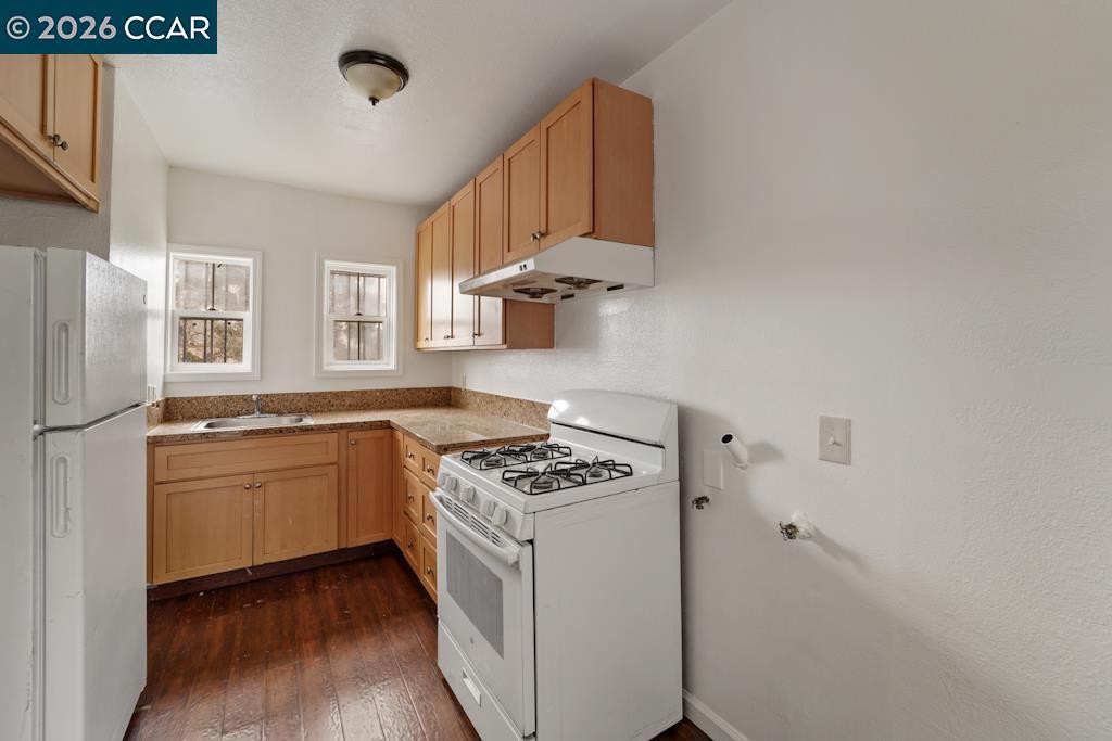 400 Bissell Ave Property Photo 12