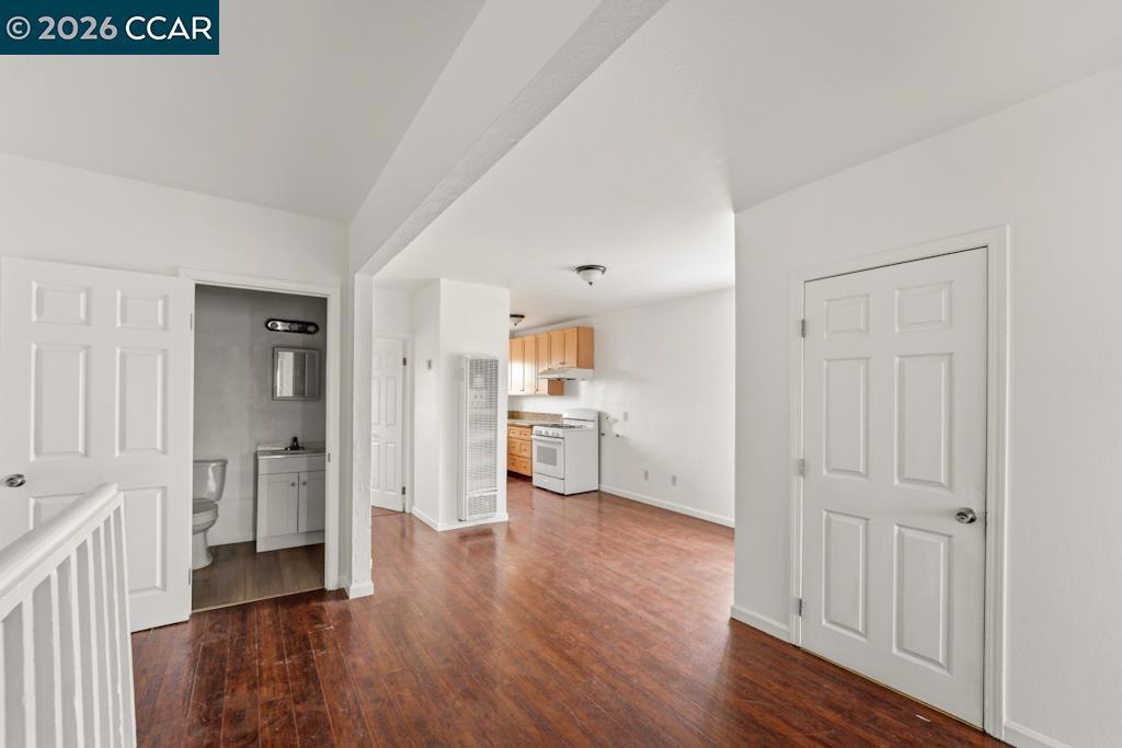 400 Bissell Ave Property Photo 14