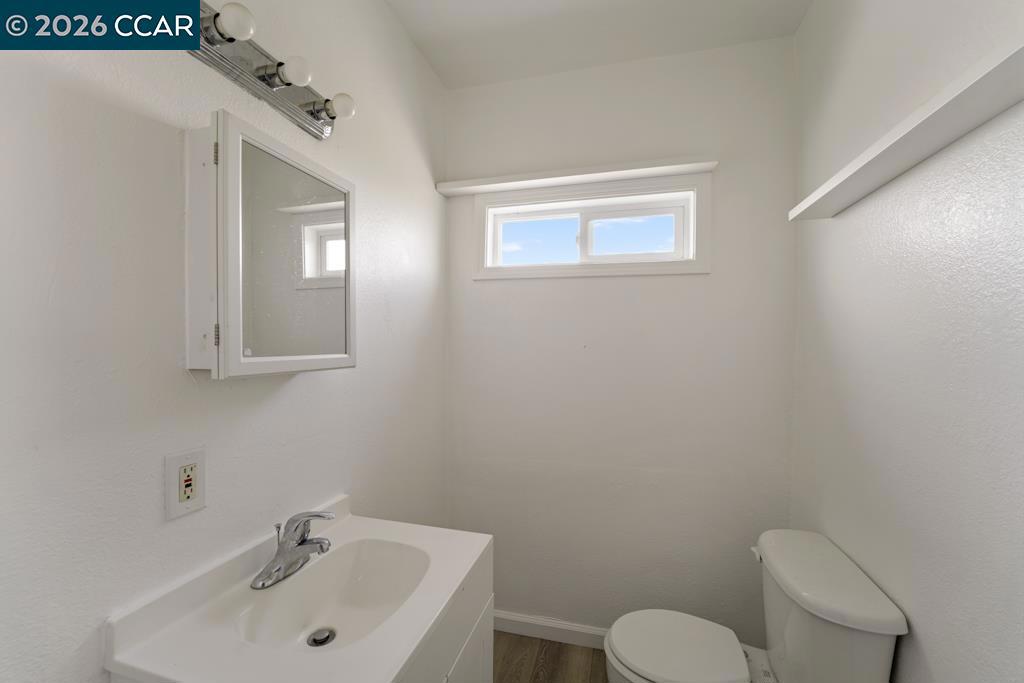 400 Bissell Ave Property Photo 16