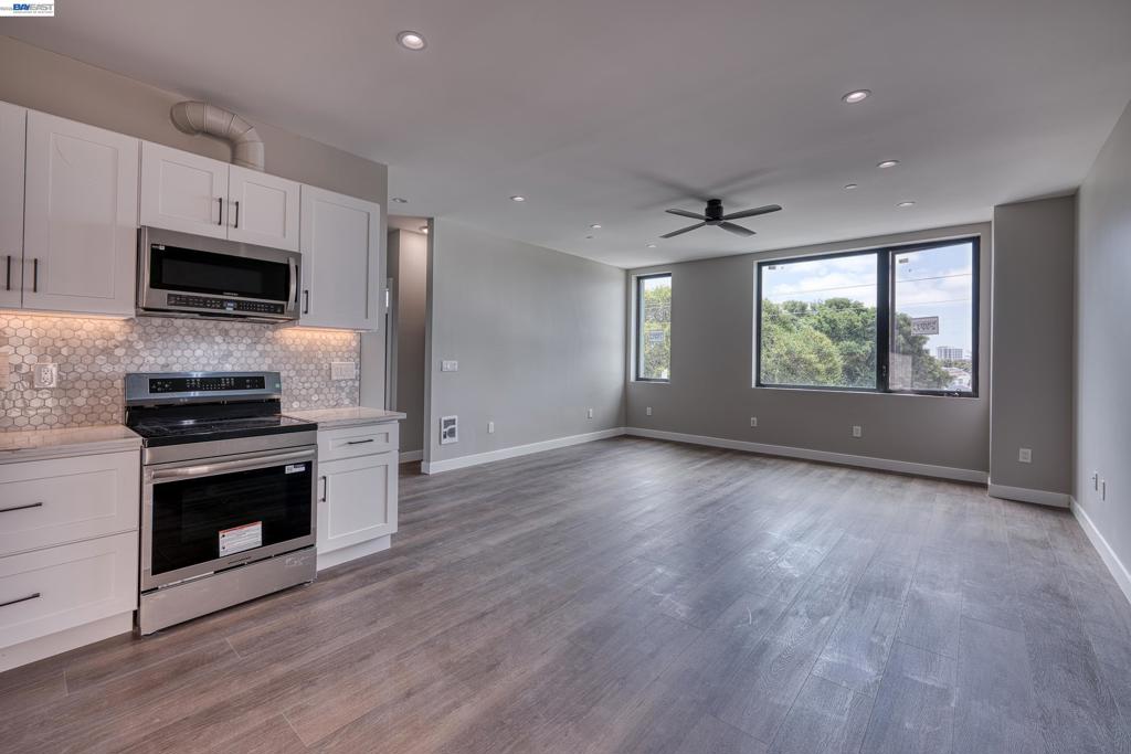4202 Telegraph Ave Property Photo 10