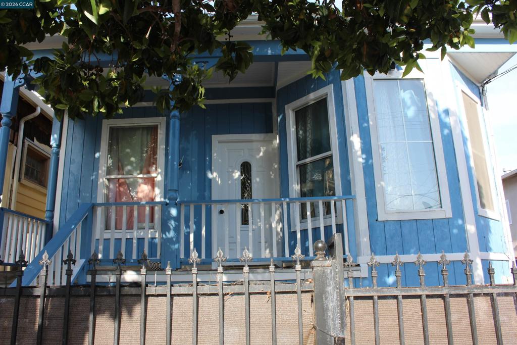 540 3rd St Property Photo 1
