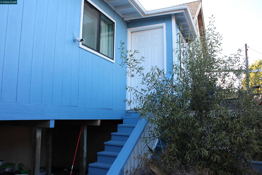 540 3rd St Property Photo 45