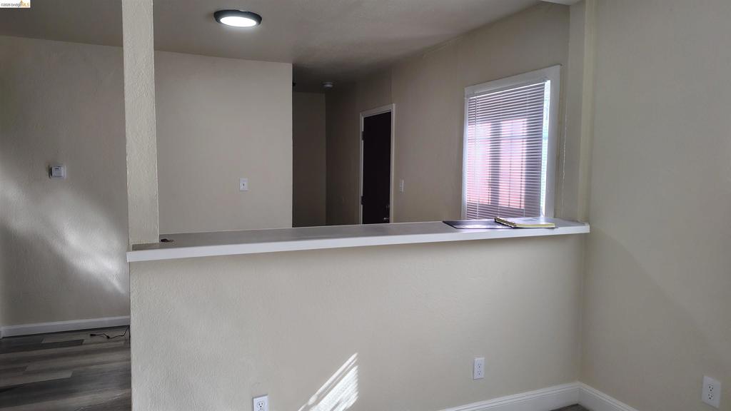 1112 82nd Ave Property Photo 3