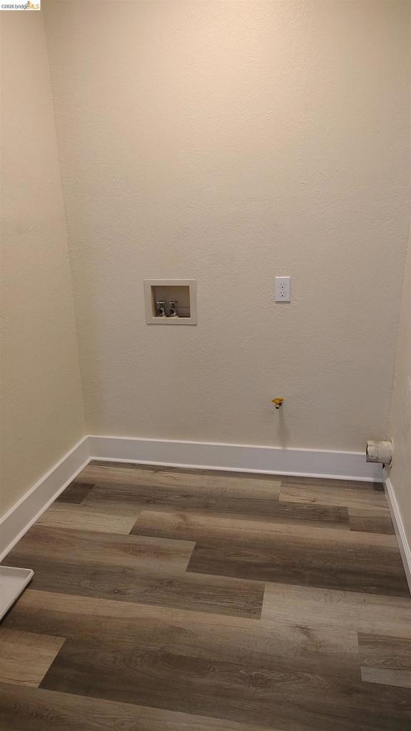 1112 82nd Ave Property Photo 7