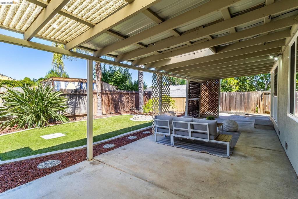 2113 Cordoba Way Property Photo 64