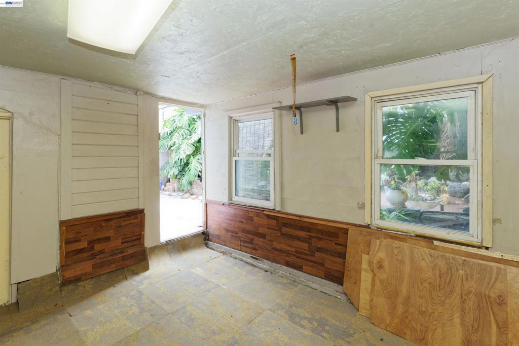 1538 16th Ave Property Photo 15