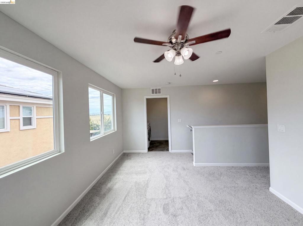 1519 Sycamore Dr Property Photo 15
