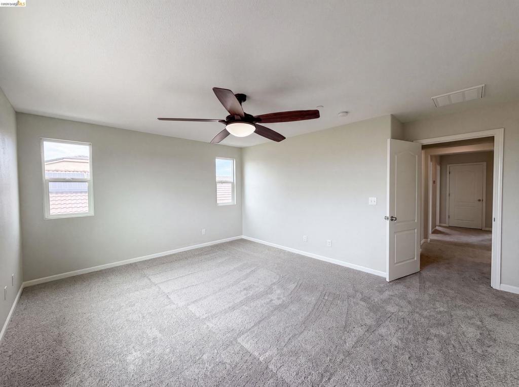 1519 Sycamore Dr Property Photo 17