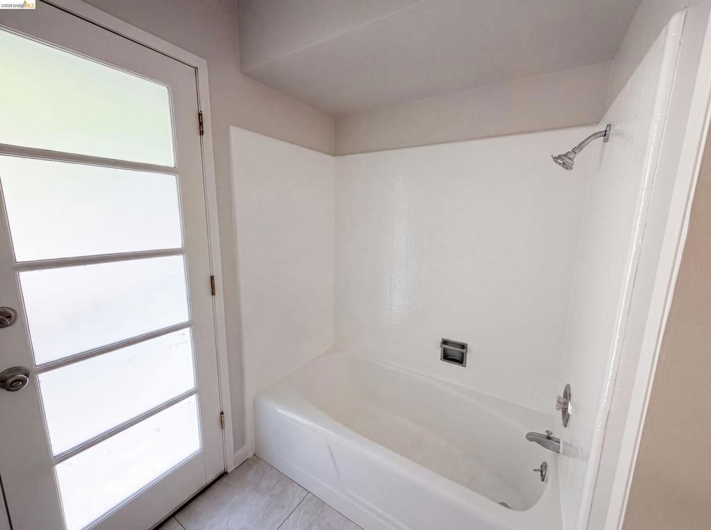 612 Tahos Rd Property Photo 19