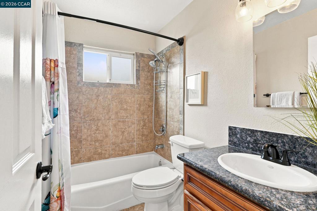 4427 Crestwood Cir Property Photo 22