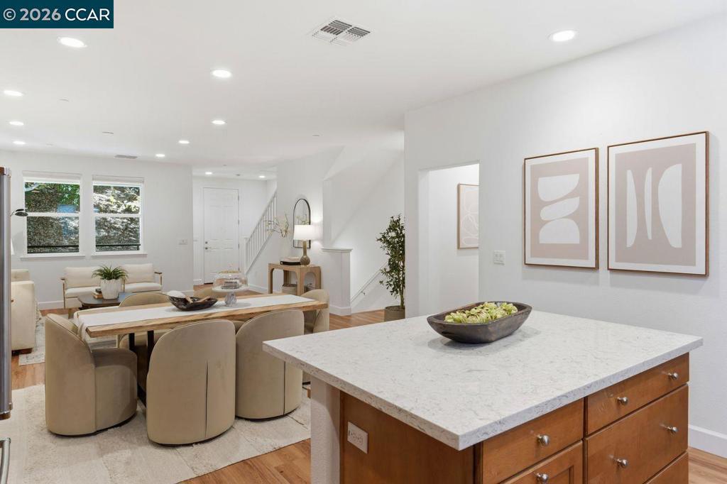710 Ryan Ter Property Photo 3