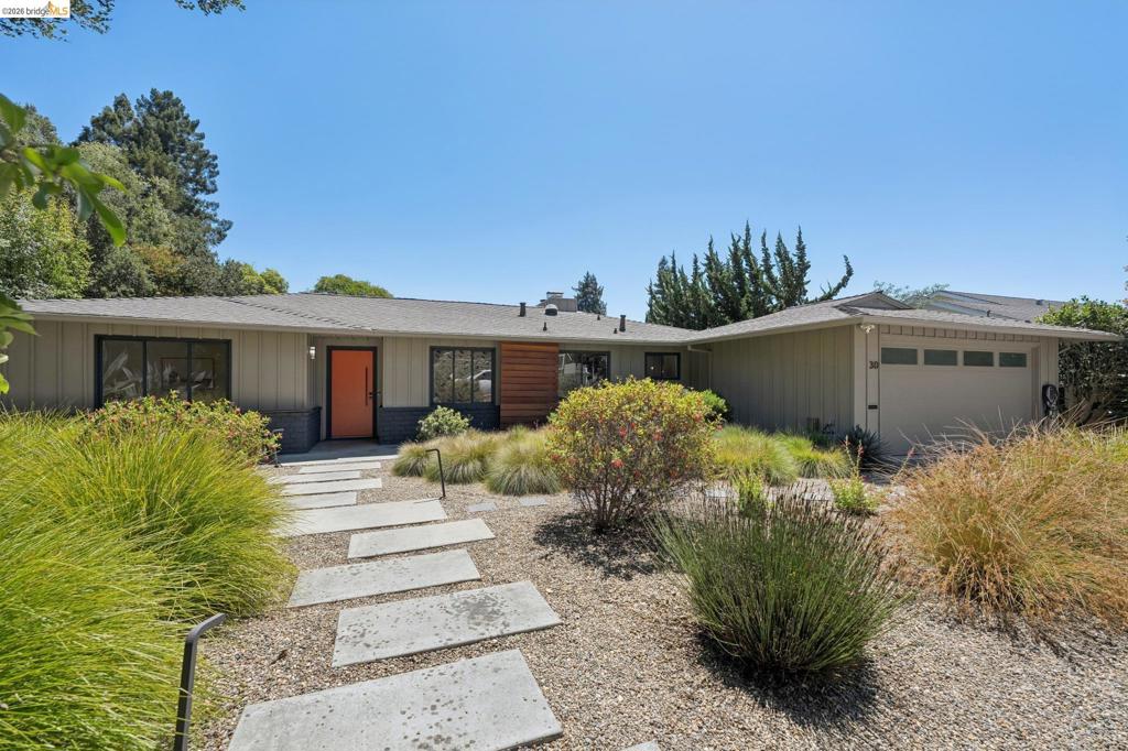 30 Blair Pl