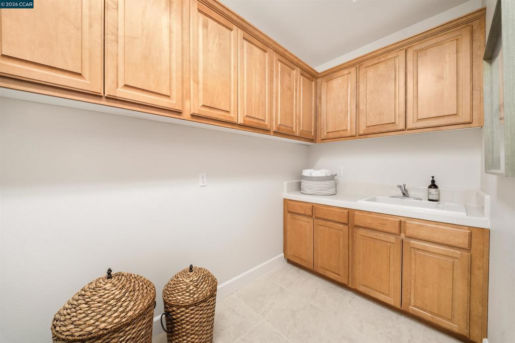1273 Andreas Way Property Photo 37