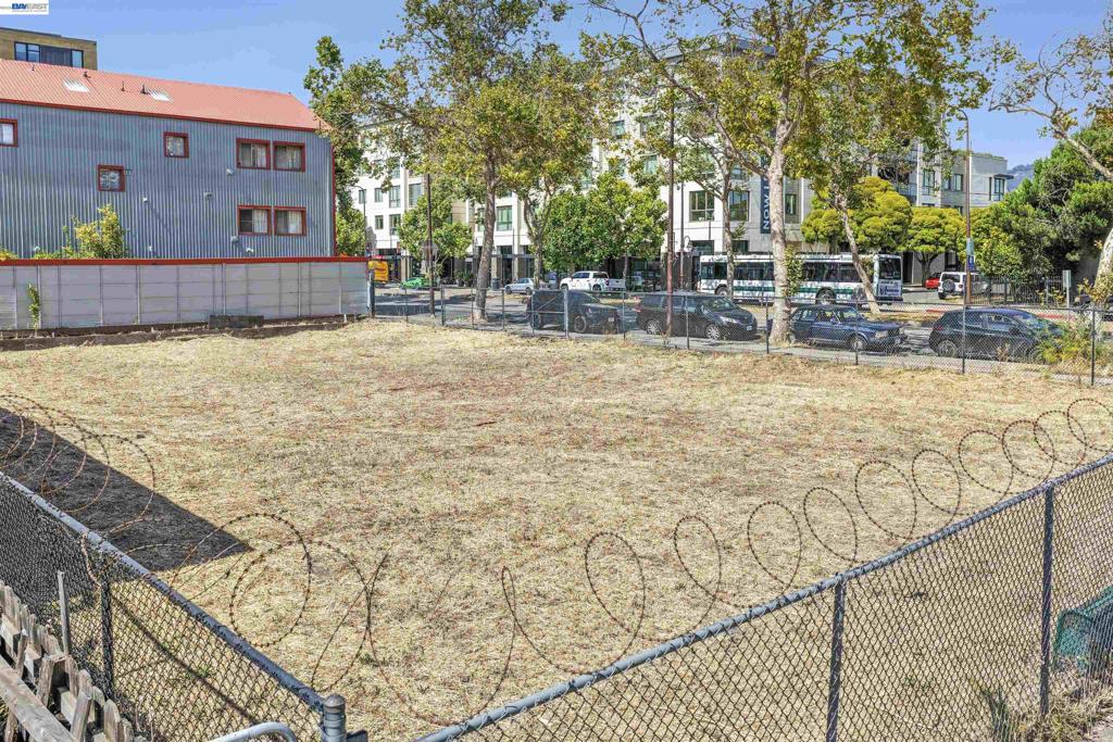 3020 San Pablo Ave Property Photo 8