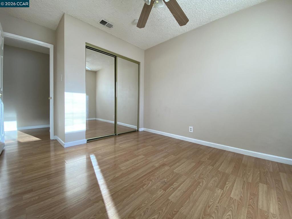 2118 Peppertree Way Property Photo 7