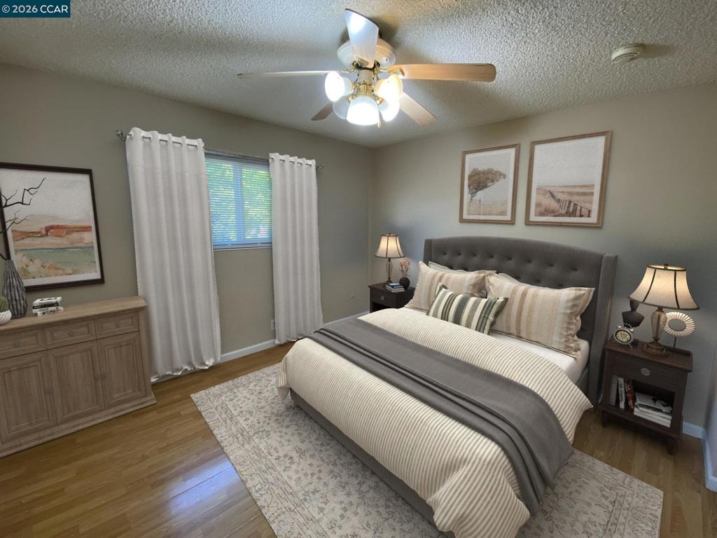 2118 Peppertree Way Property Photo 10